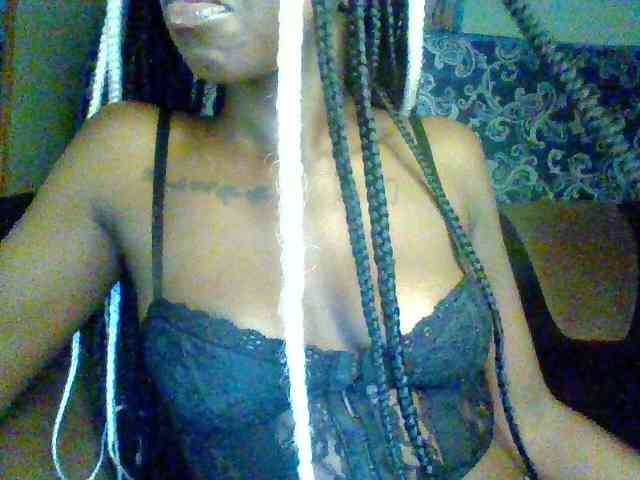 TipQueen webcam