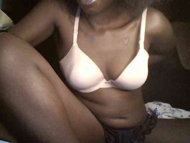 TipQueen webcam