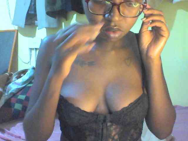 TipQueen webcam