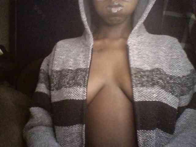 TipQueen webcam
