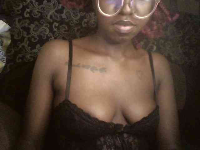 Ebonymuse webcam