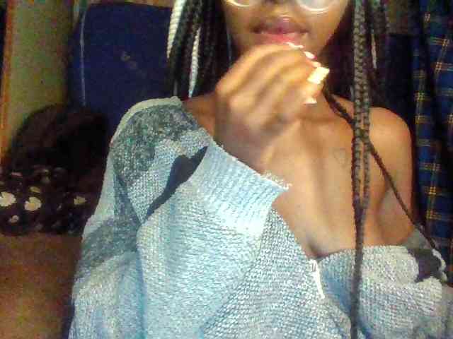 TipQueen webcam