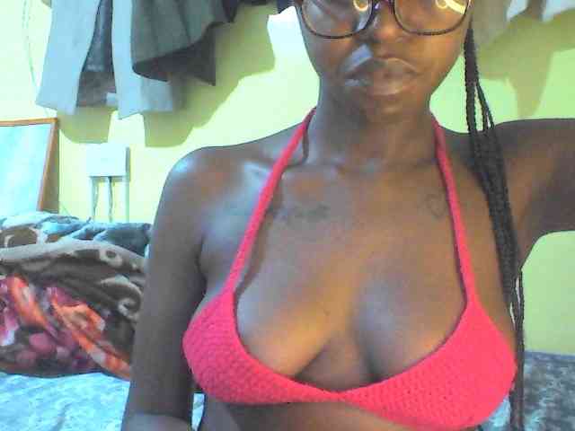 TipQueen webcam