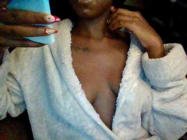 TipQueen webcam