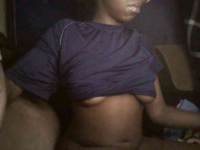 TipQueen webcam