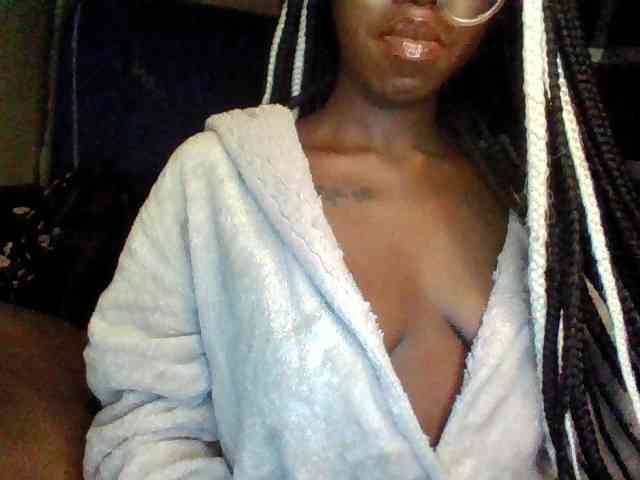 TipQueen webcam