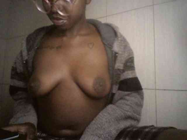 Ebonymuse webcam