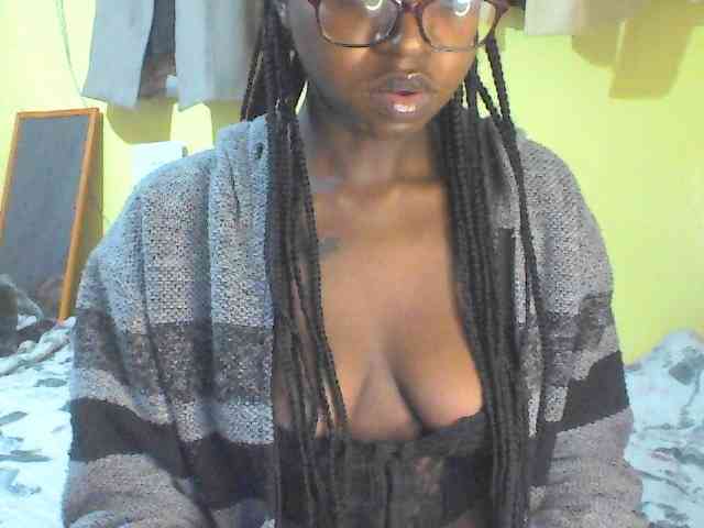 TipQueen webcam