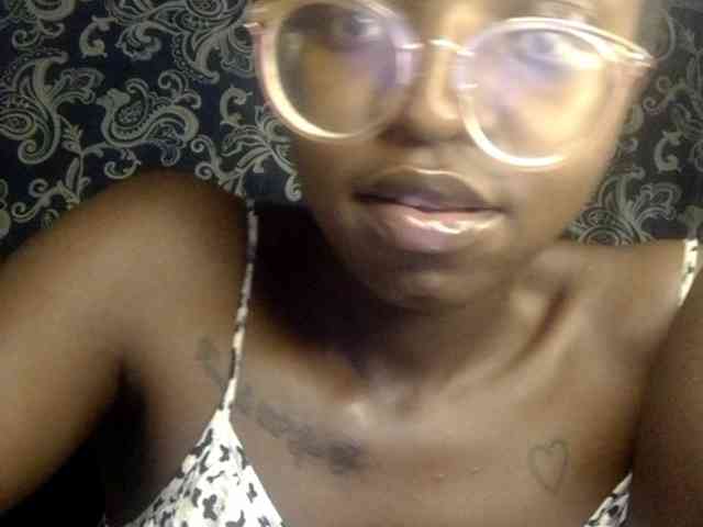 Ebonymuse webcam