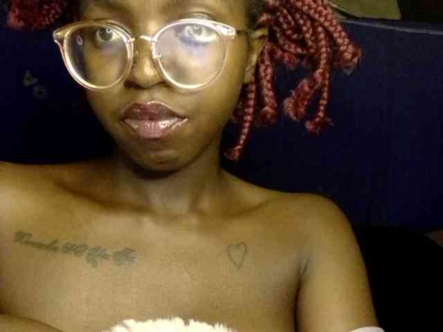 Ebonymuse webcam