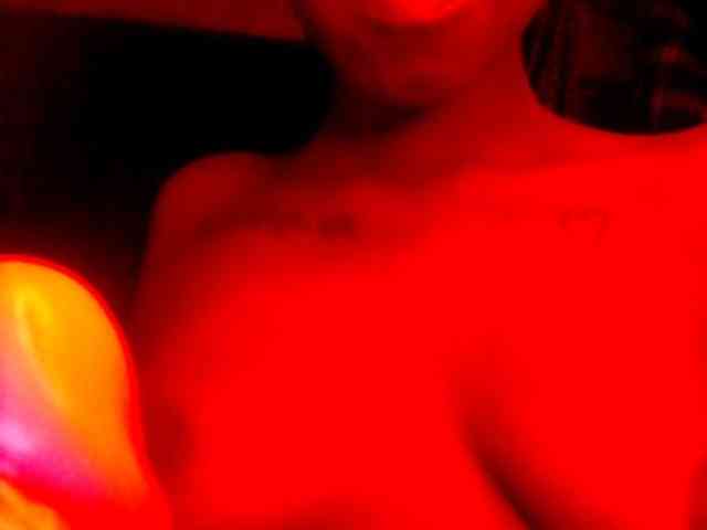 TipQueen webcam