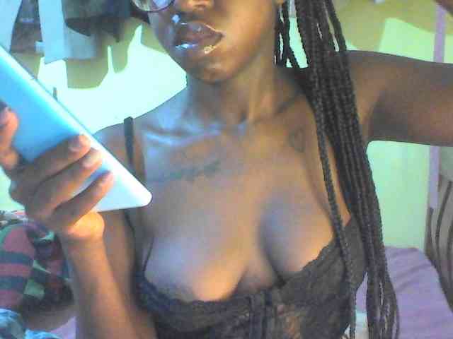 TipQueen webcam