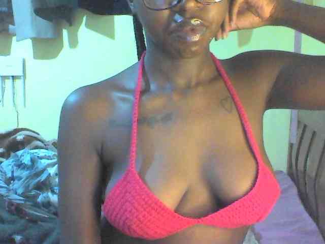 TipQueen webcam