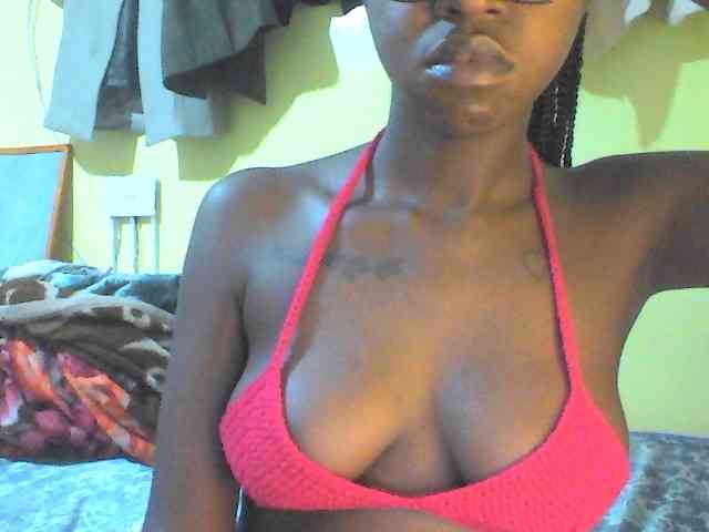 TipQueen webcam