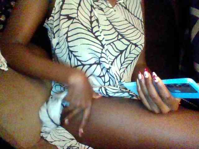 TipQueen webcam
