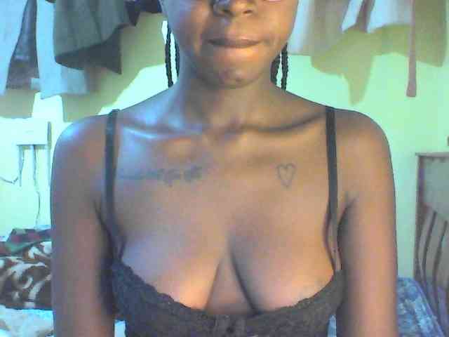 TipQueen webcam