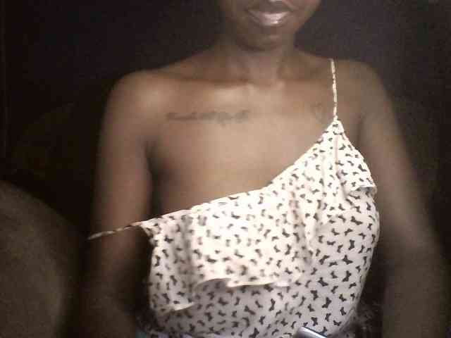 Ebonymuse webcam