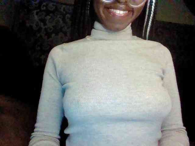 TipQueen webcam