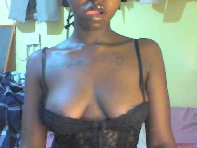 TipQueen webcam