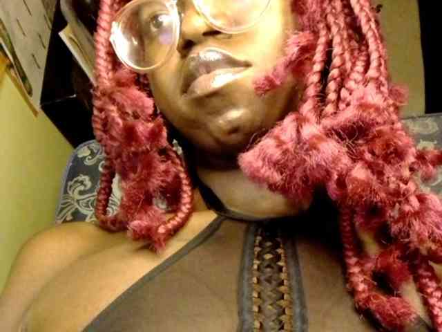 Ebonymuse webcam