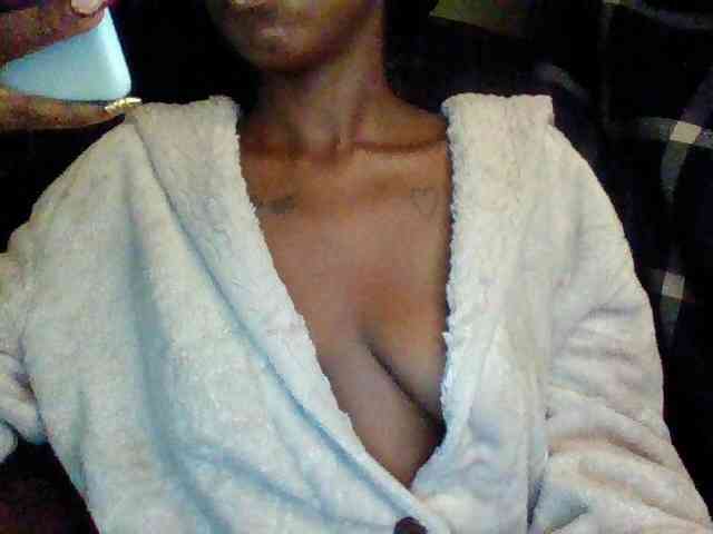 TipQueen webcam