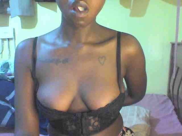 TipQueen webcam