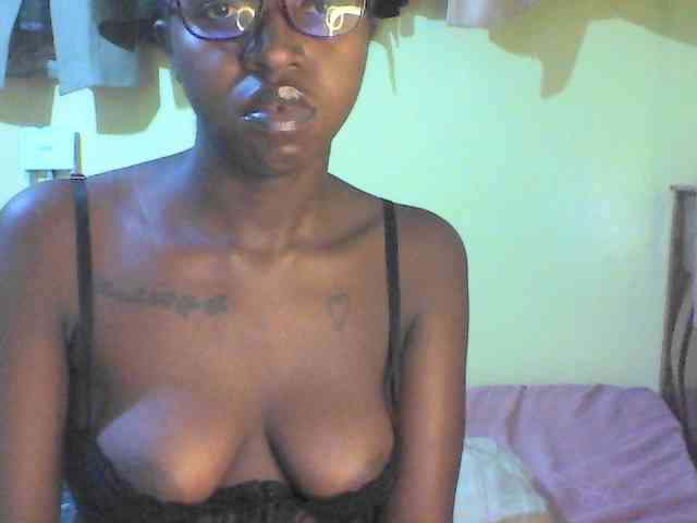 TipQueen webcam
