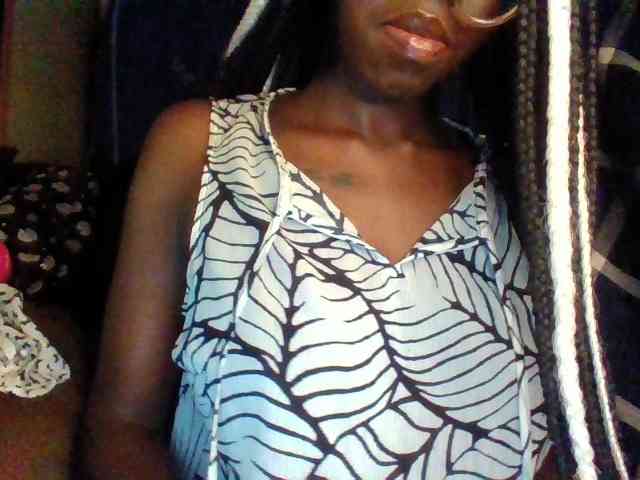 TipQueen webcam