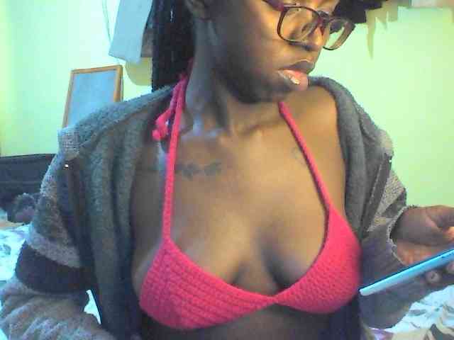 TipQueen webcam
