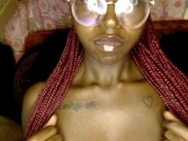 Ebonymuse webcam