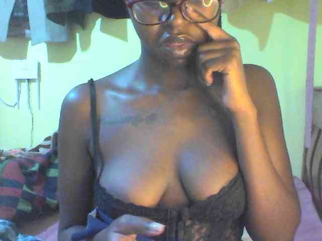 TipQueen webcam