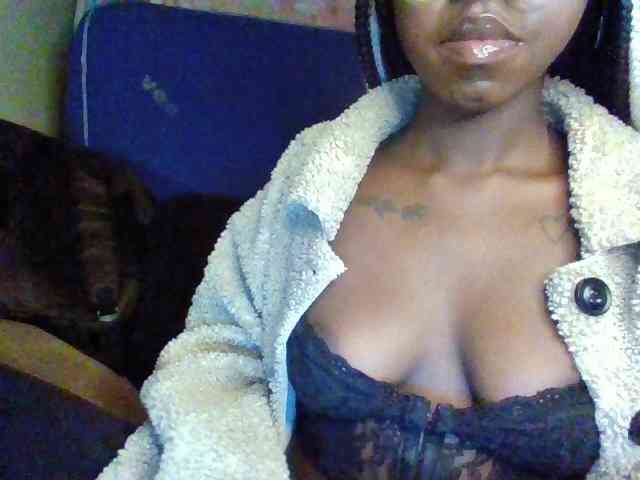 TipQueen webcam