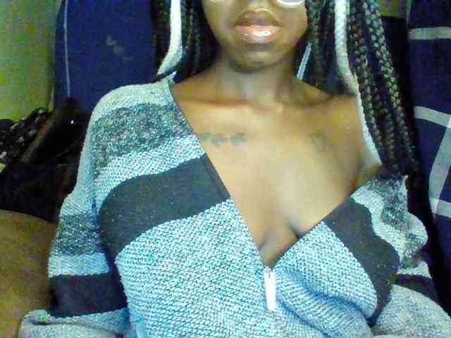 TipQueen webcam