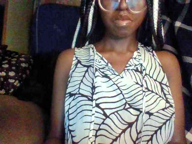 TipQueen webcam