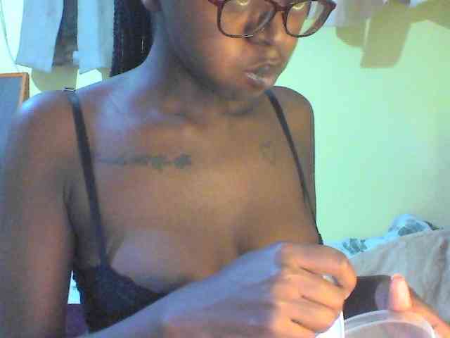 TipQueen webcam