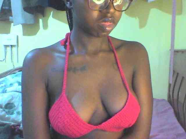 TipQueen webcam