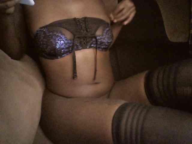 TipQueen webcam
