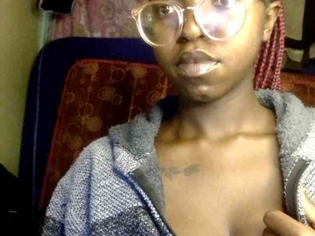 Ebonymuse webcam
