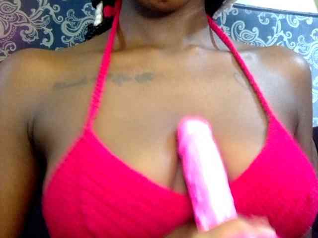 TipQueen webcam