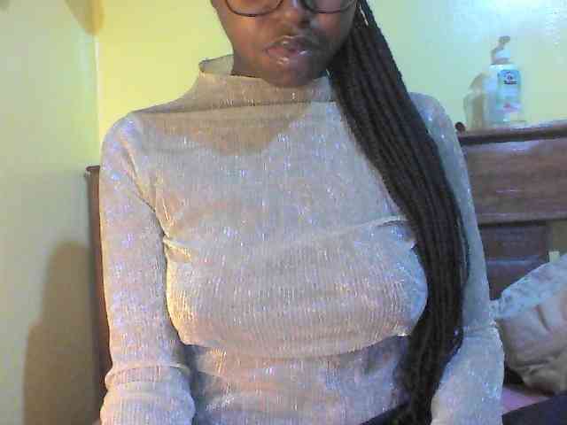 TipQueen webcam