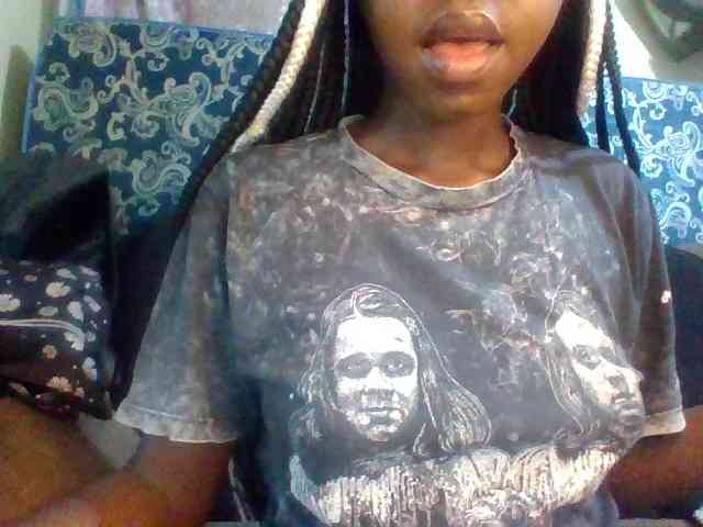 TipQueen webcam