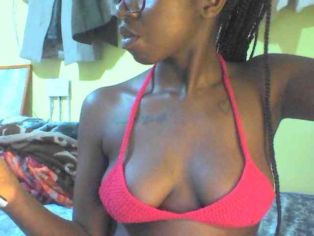 TipQueen webcam