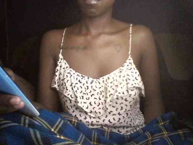 Ebonymuse webcam