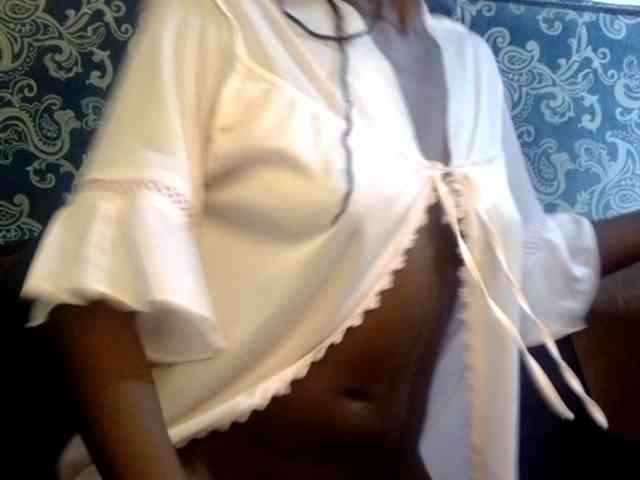 TipQueen webcam