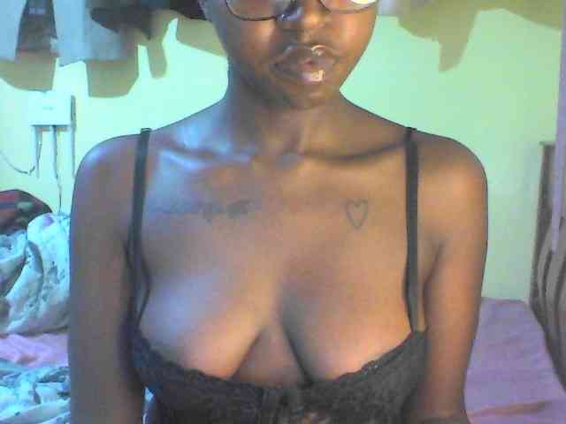 TipQueen webcam