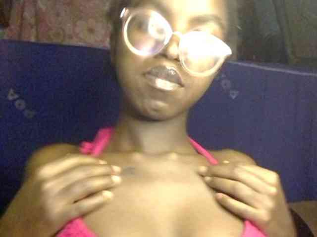 Ebonymuse webcam