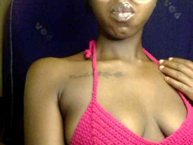 Ebonymuse webcam
