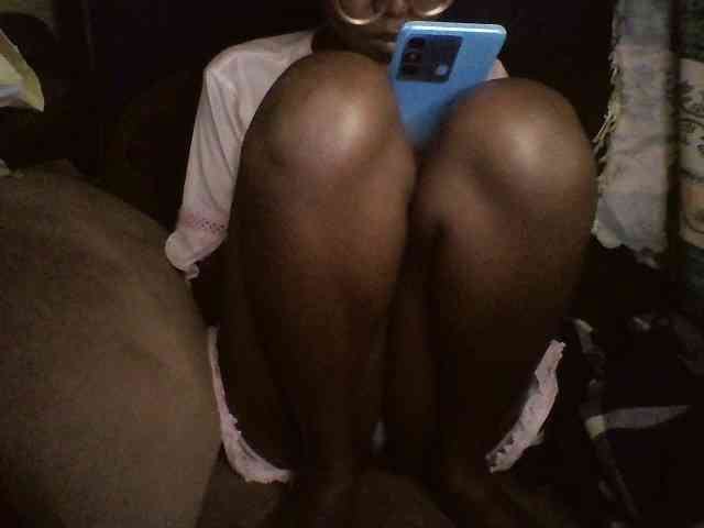 TipQueen webcam