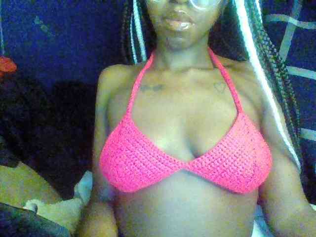TipQueen webcam
