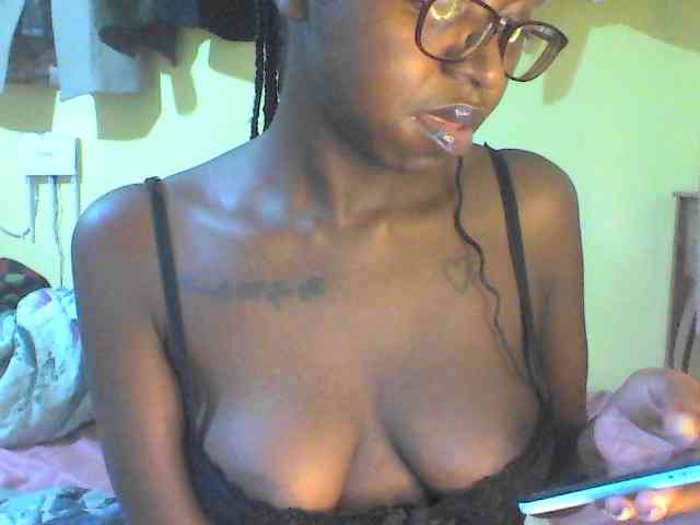 TipQueen webcam